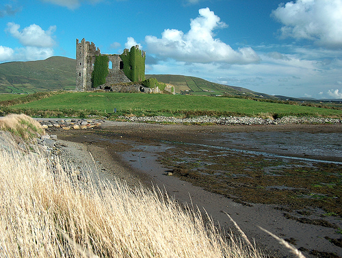 Ballycarbery Castle